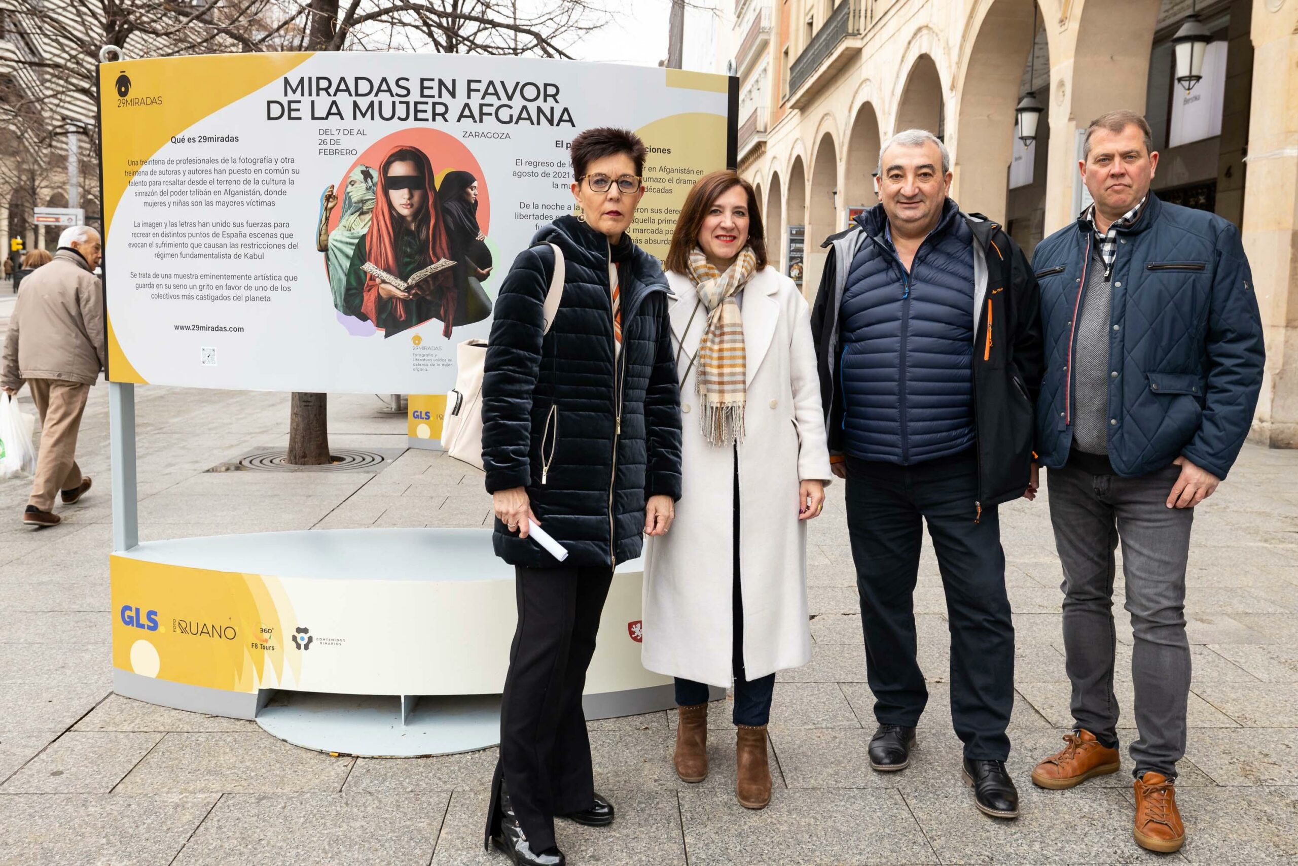 El Paseo Independencia acoge la exposición 29miradas en favor de la mujer afgana. Noticia. Ayuntamiento de Zaragoza